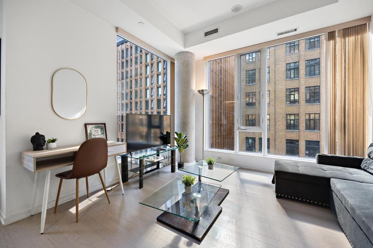 Modern Condo In The Heart Of Downtown Toronto Exterior foto